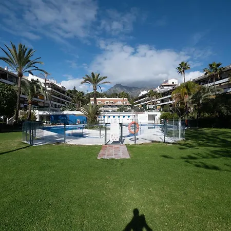 Apartment Cozy In 5 Min Walk To The Marbella