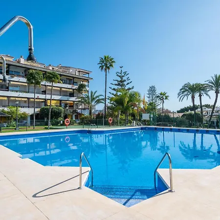 Apartment Cozy In 5 Min Walk To The Marbella