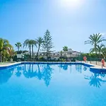 Cozy In 5 Min Walk To The Apartman Marbella