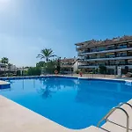 Apartman Cozy In 5 Min Walk To The