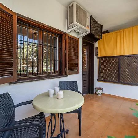 Cozy In 5 Min Walk To The Lägenhet *