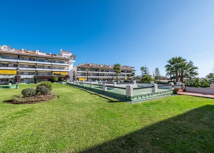 Cozy In 5 Min Walk To The アパート マルベーリャ