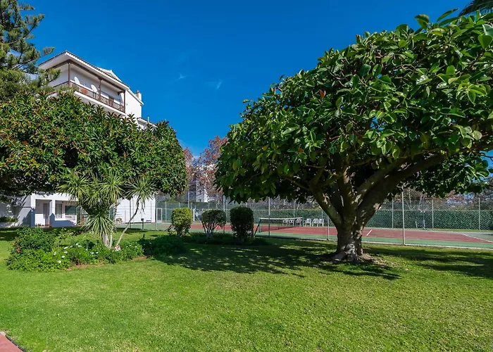 Cozy In 5 Min Walk To The マルベーリャ